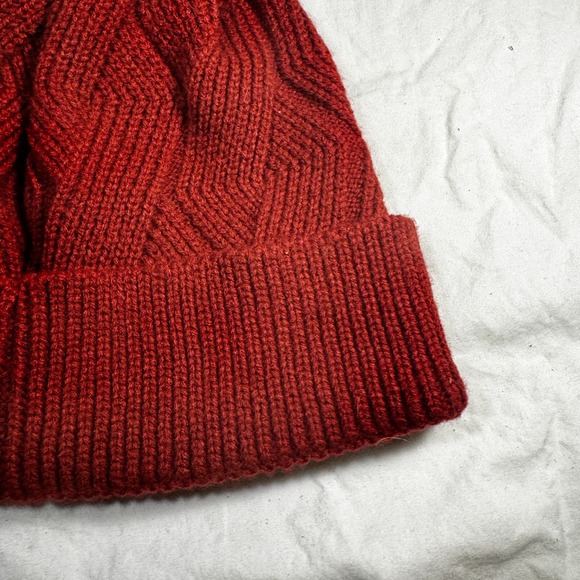 New Era Women's Floridat State University Red Beanie Stocking Cap Pom Hat - Picture 7 of 11